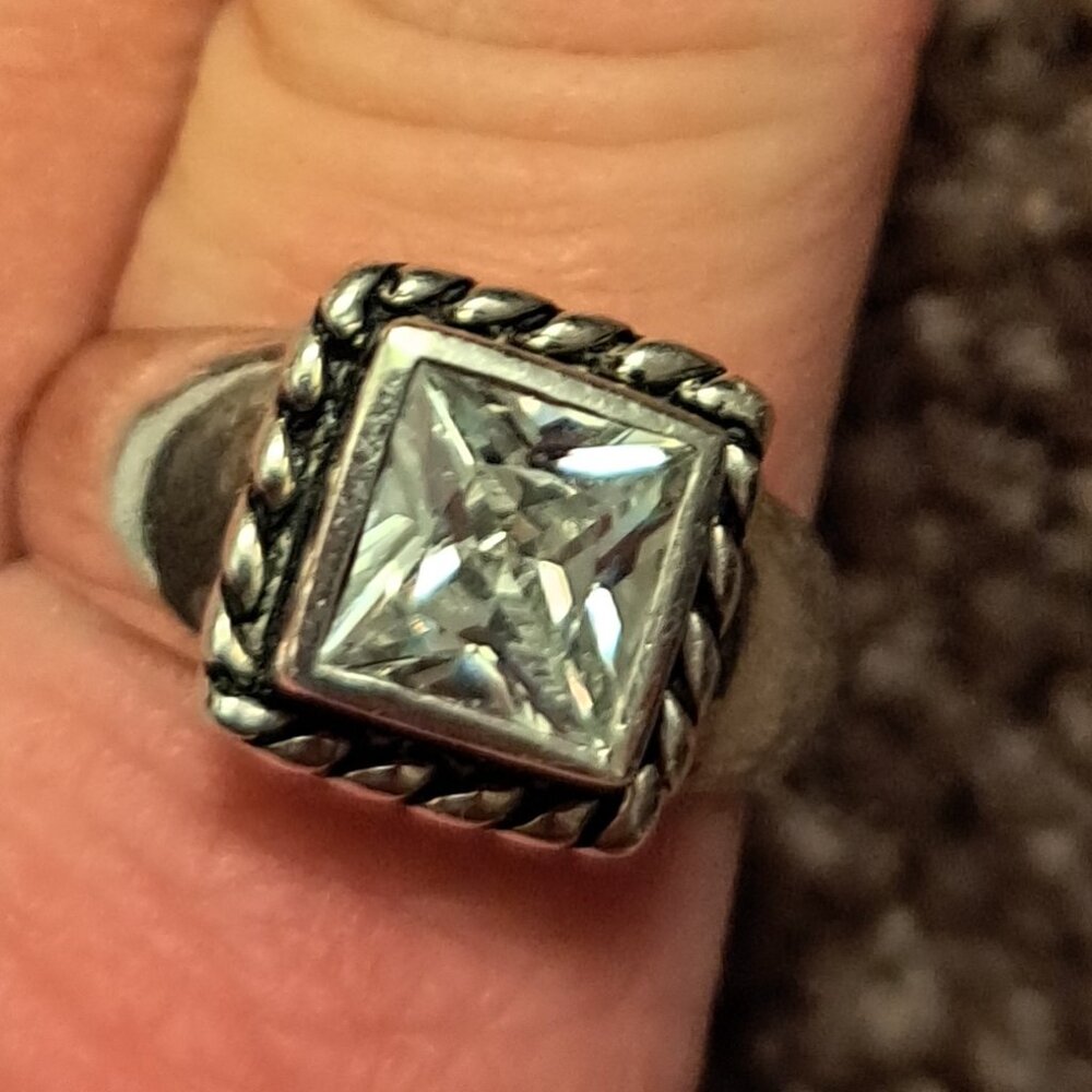 Vintage Silpada 925 Sterling Silver Princess Cut Cubic Zirconia Ring - Geometric - Picture 5 of 13